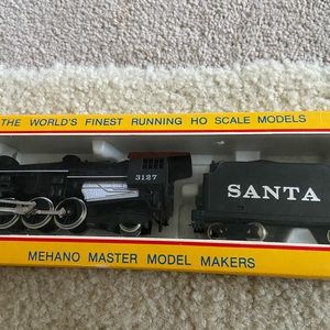 Model train-HO Motive Power